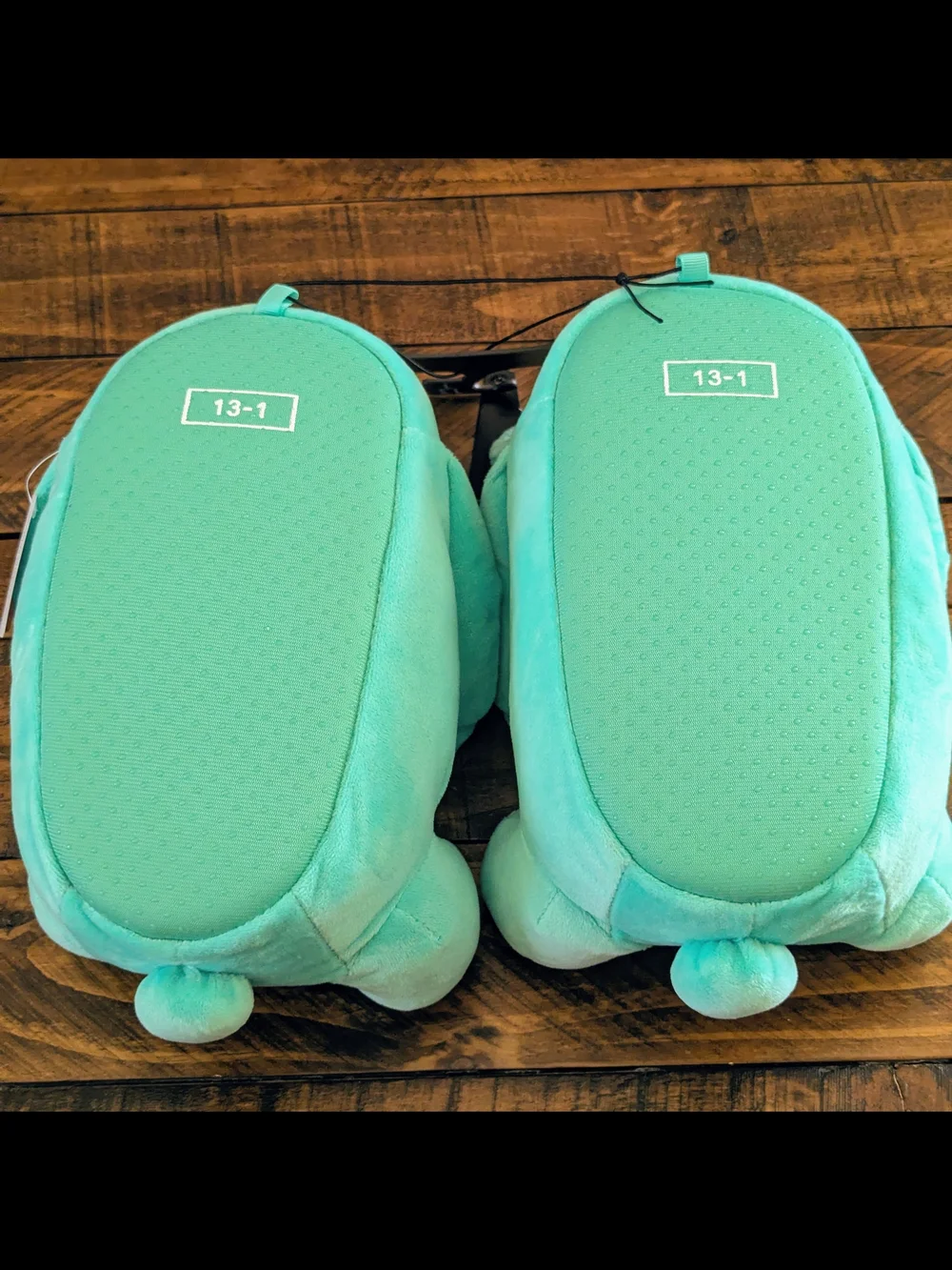 Way To Celebrate Kids Gummy Bear House Slippers Youth Size 13-1 Turquoise NWT